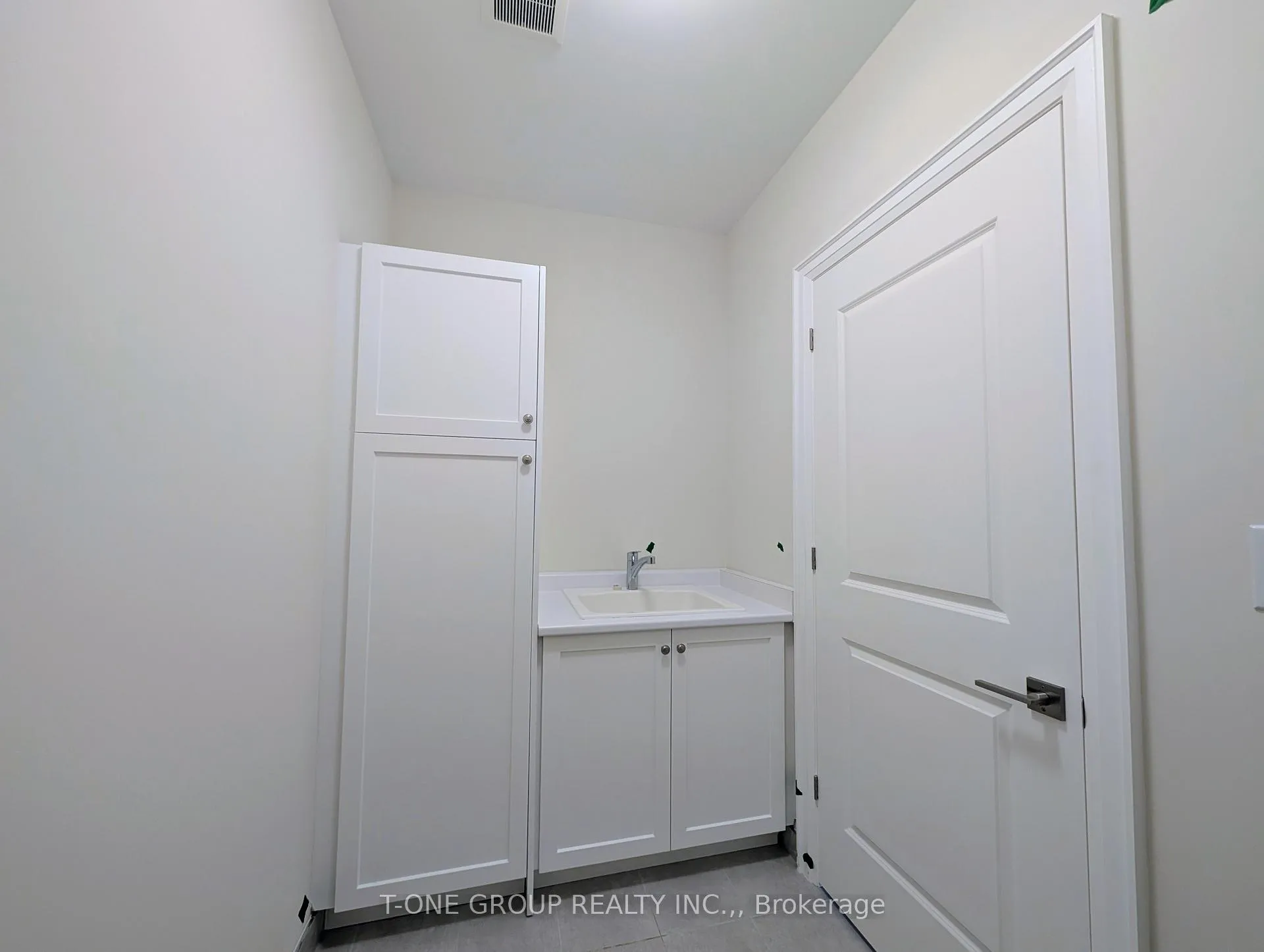 Photo 21 of 417 York Downs Boulevard, Markham, Cachet — HOMEH
