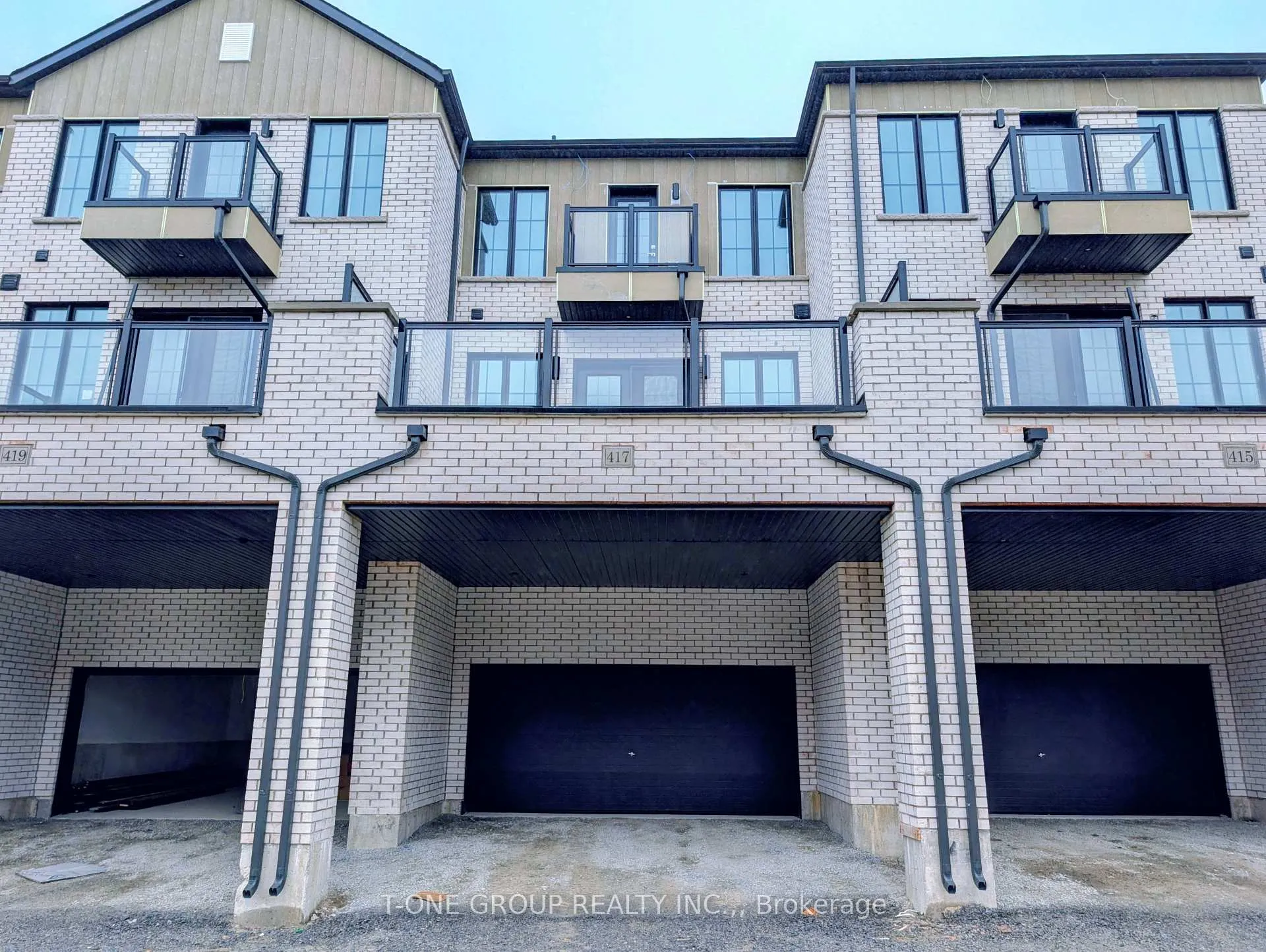 Photo 22 of 417 York Downs Boulevard, Markham, Cachet — HOMEH