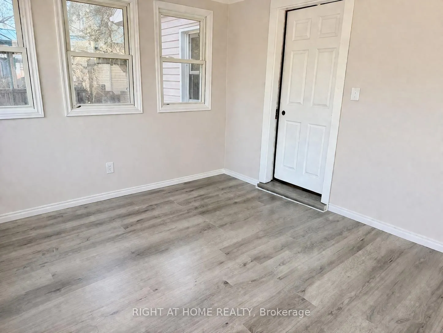 Photo 15 of 738 Mount Pleasant Road, Brant, Oakland — HOMEH