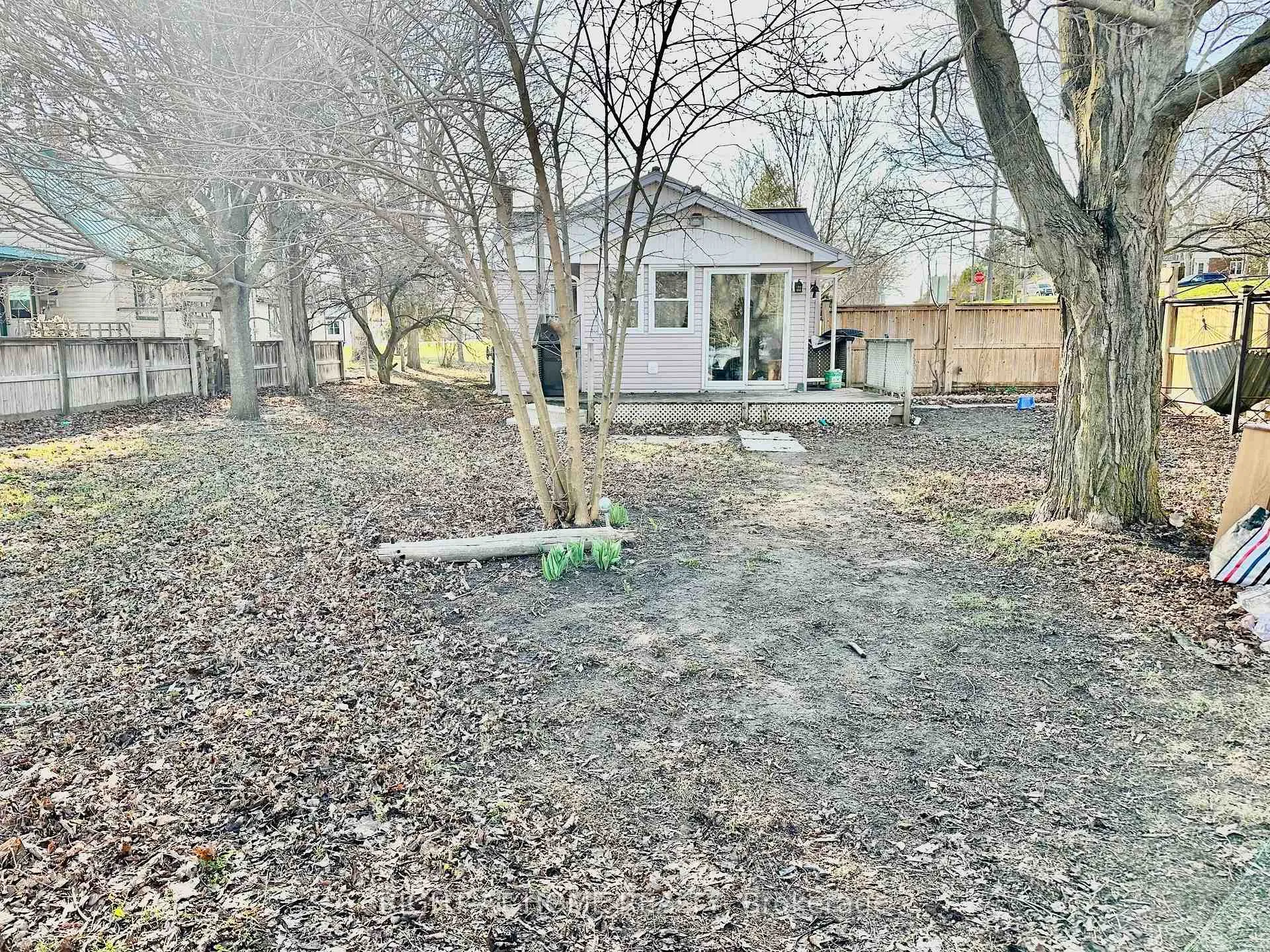 Photo 20 of 738 Mount Pleasant Road, Brant, Oakland — HOMEH