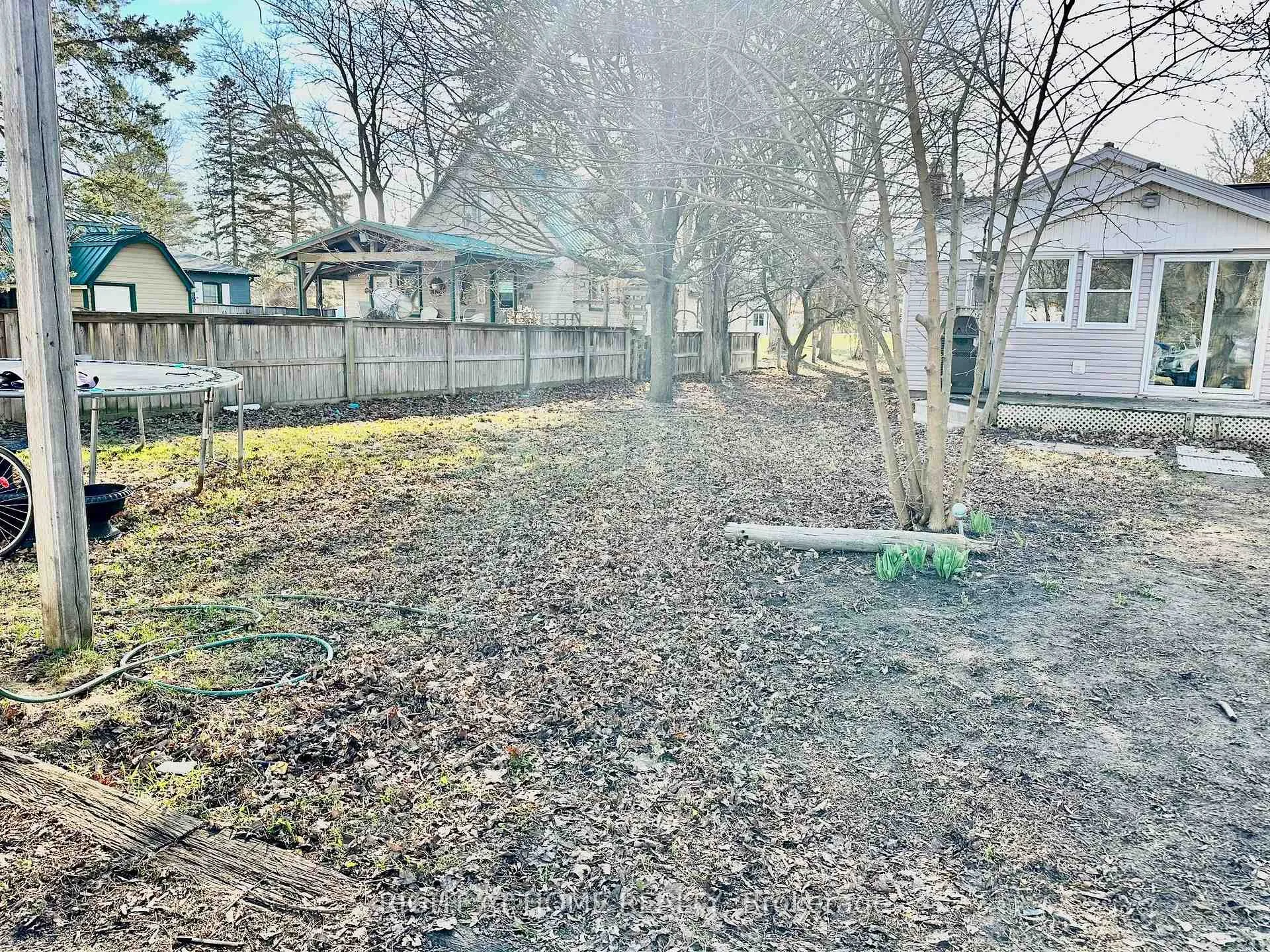 Photo 21 of 738 Mount Pleasant Road, Brant, Oakland — HOMEH