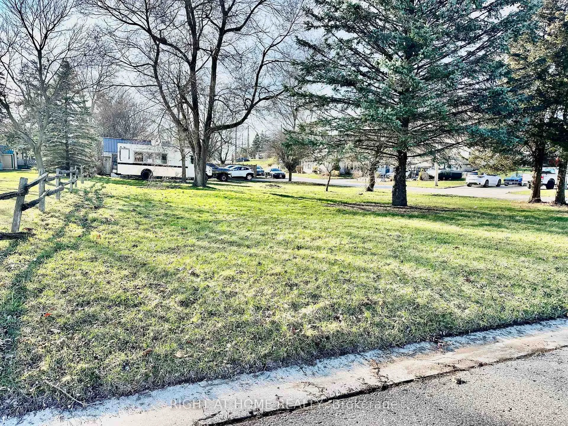 Photo 23 of 738 Mount Pleasant Road, Brant, Oakland — HOMEH