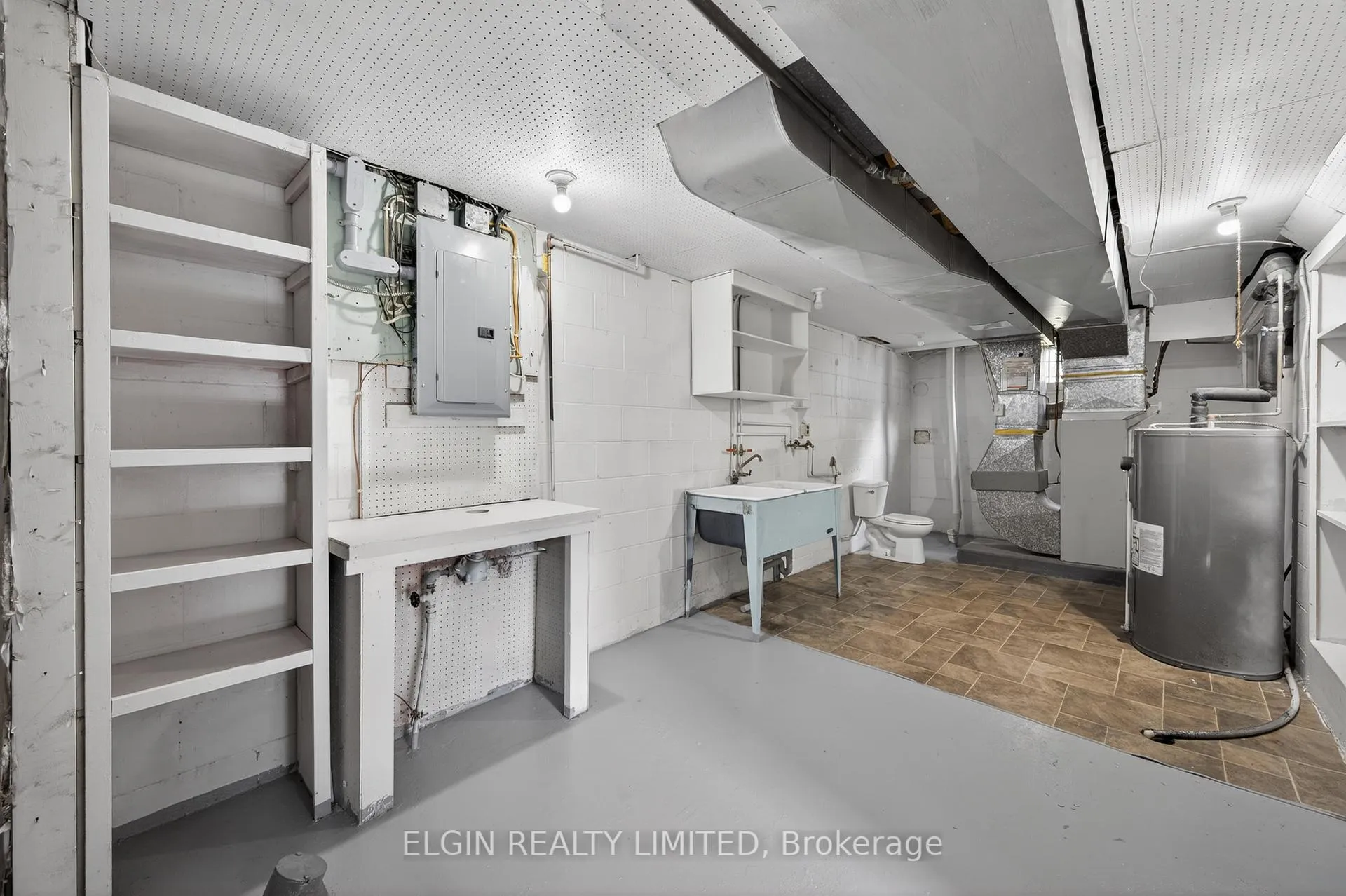 Photo 21 of 250 Forest Avenue, St. Thomas — HOMEH