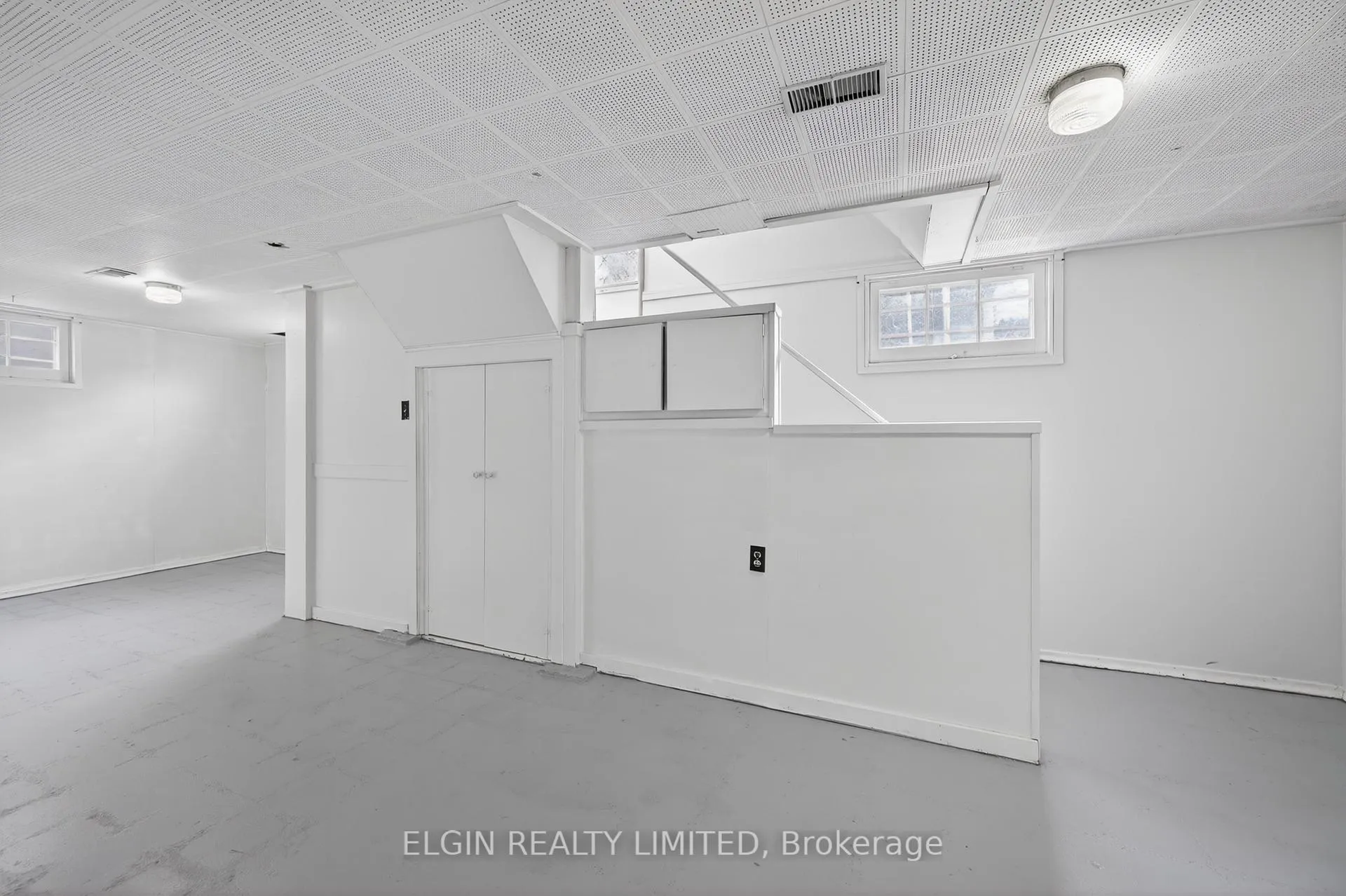 Photo 23 of 250 Forest Avenue, St. Thomas — HOMEH