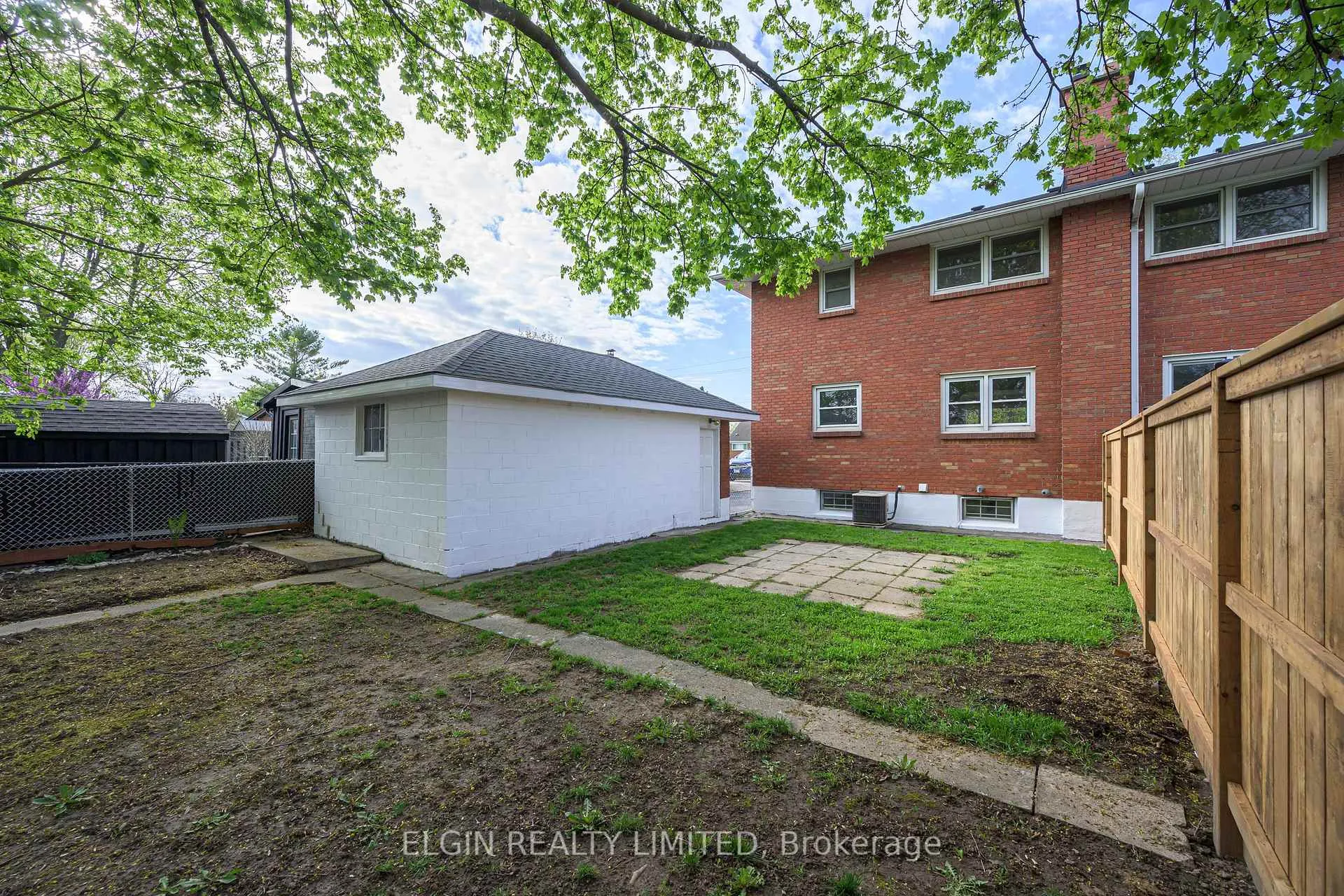 Photo 31 of 250 Forest Avenue, St. Thomas — HOMEH