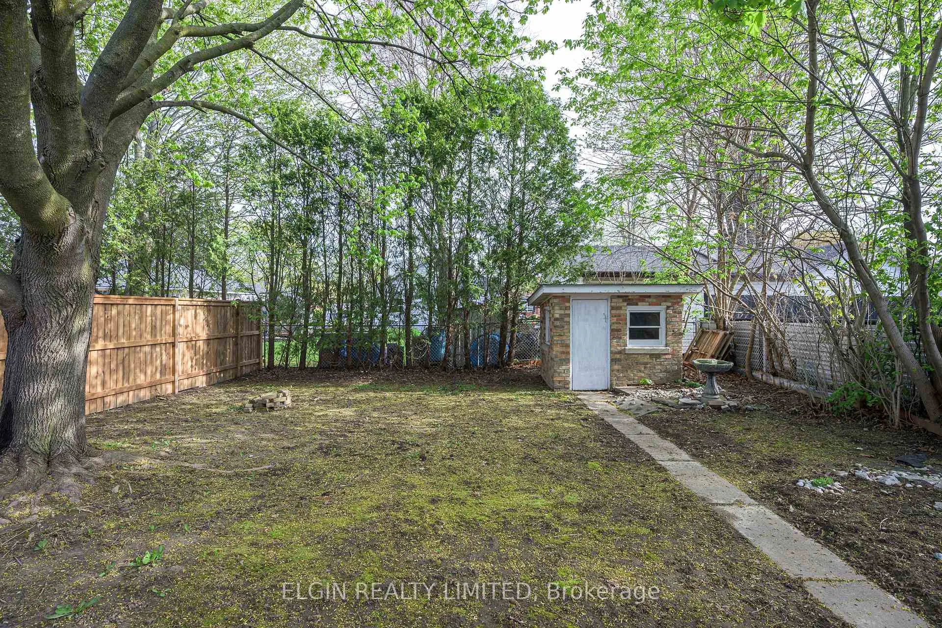 Photo 33 of 250 Forest Avenue, St. Thomas — HOMEH