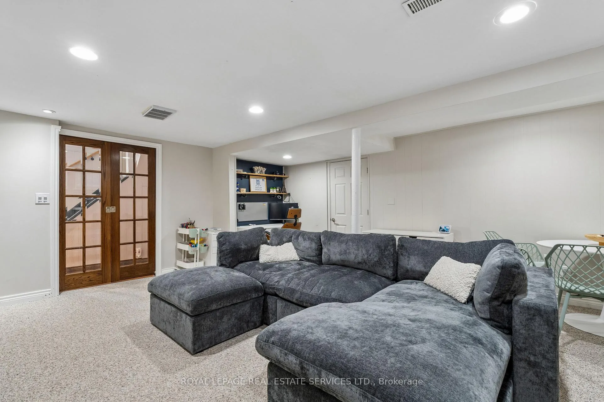 Photo 17 of 196 Berry Road, Etobicoke, Stonegate-Queensway — HOMEH