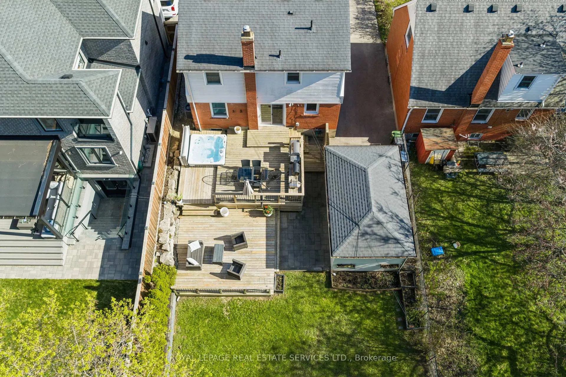 Photo 18 of 196 Berry Road, Etobicoke, Stonegate-Queensway — HOMEH
