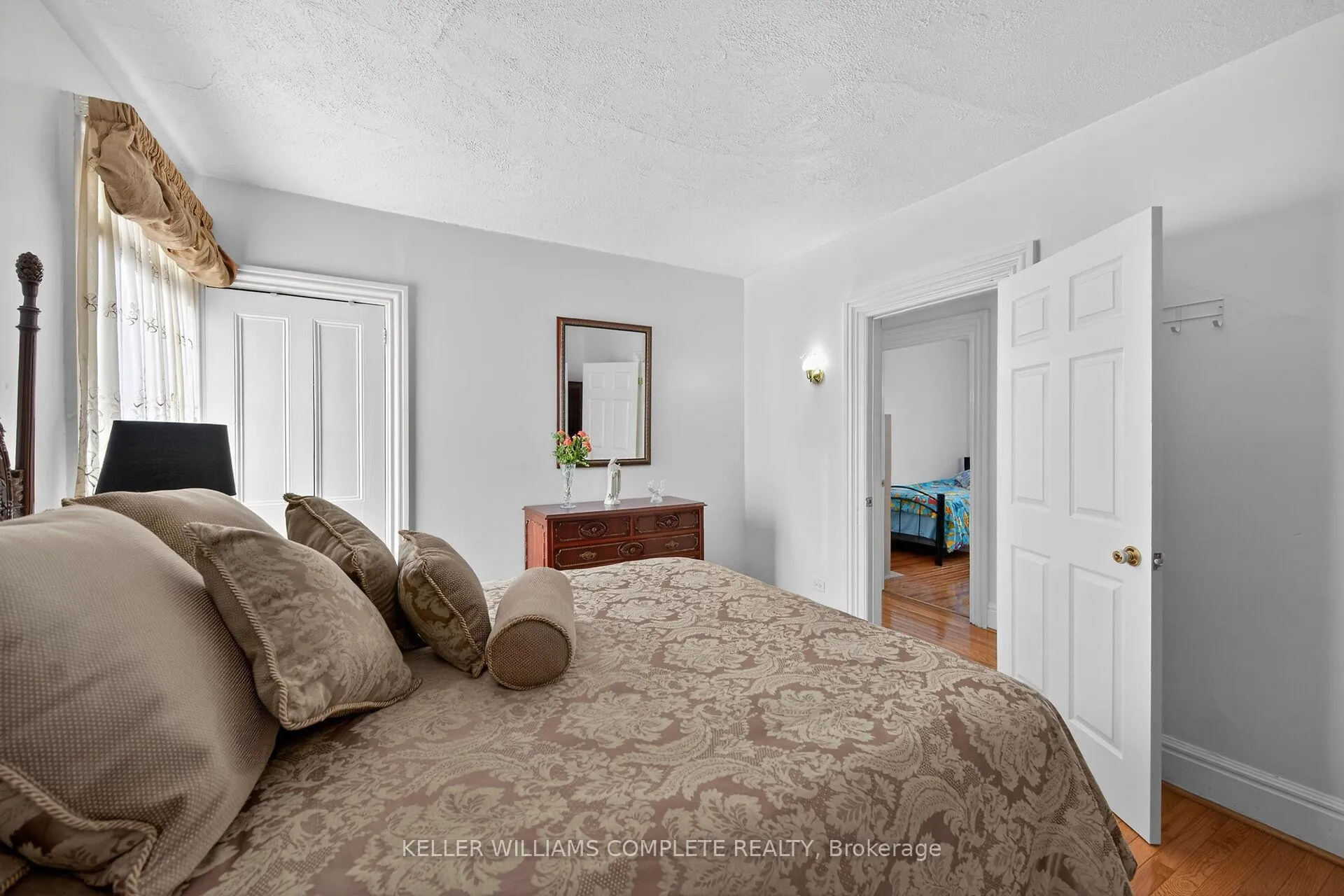 Photo 19 of 142 Ray Street N, Hamilton, Strathcona — HOMEH