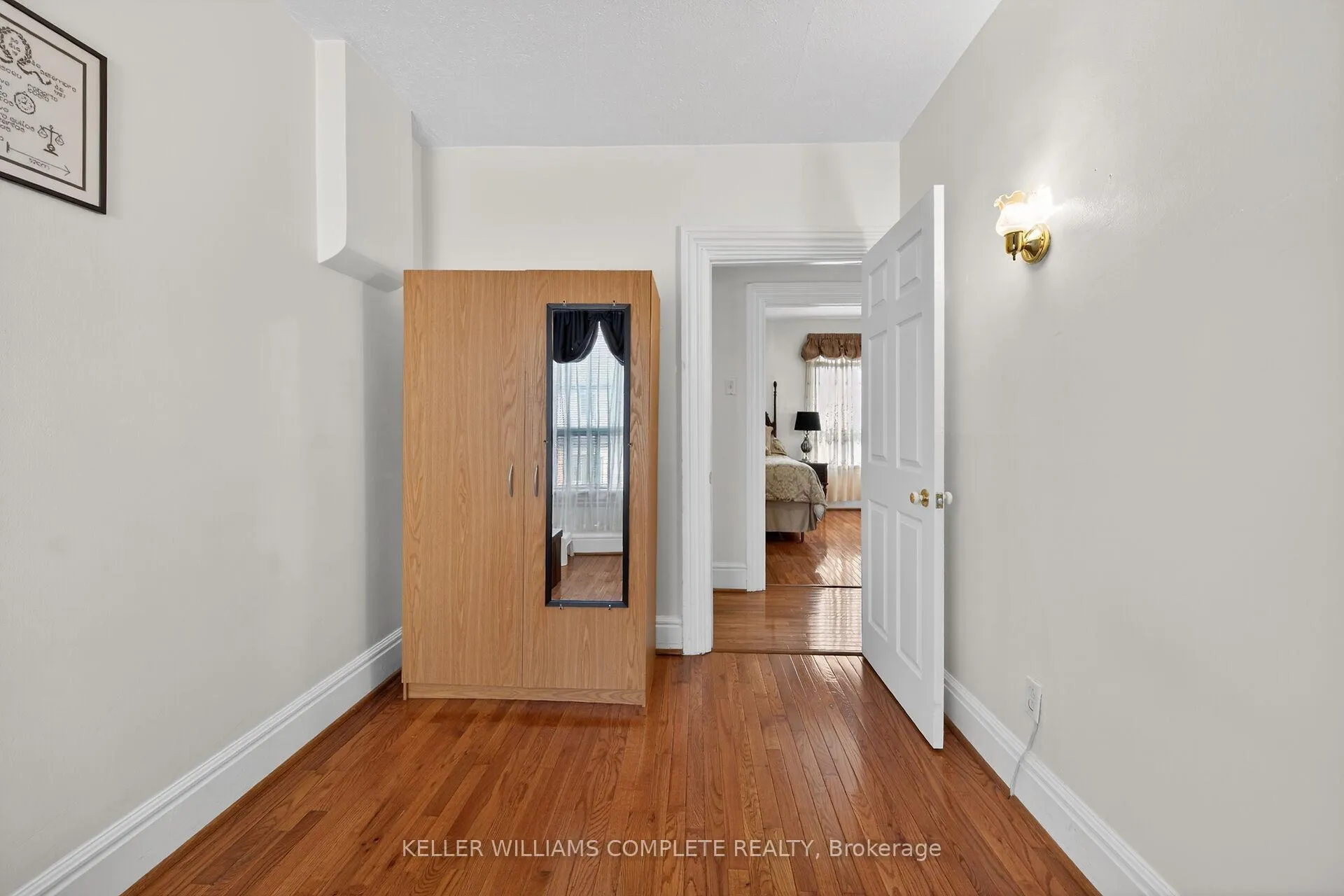 Photo 24 of 142 Ray Street N, Hamilton, Strathcona — HOMEH