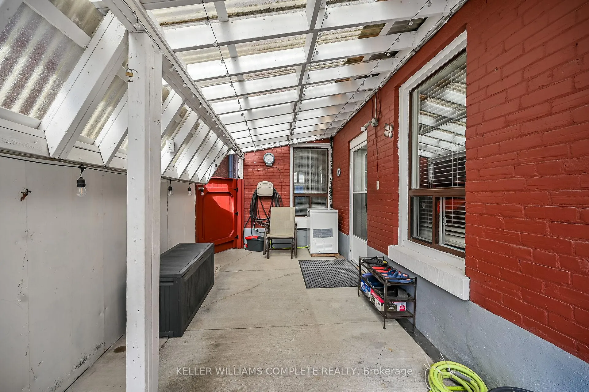 Photo 35 of 142 Ray Street N, Hamilton, Strathcona — HOMEH