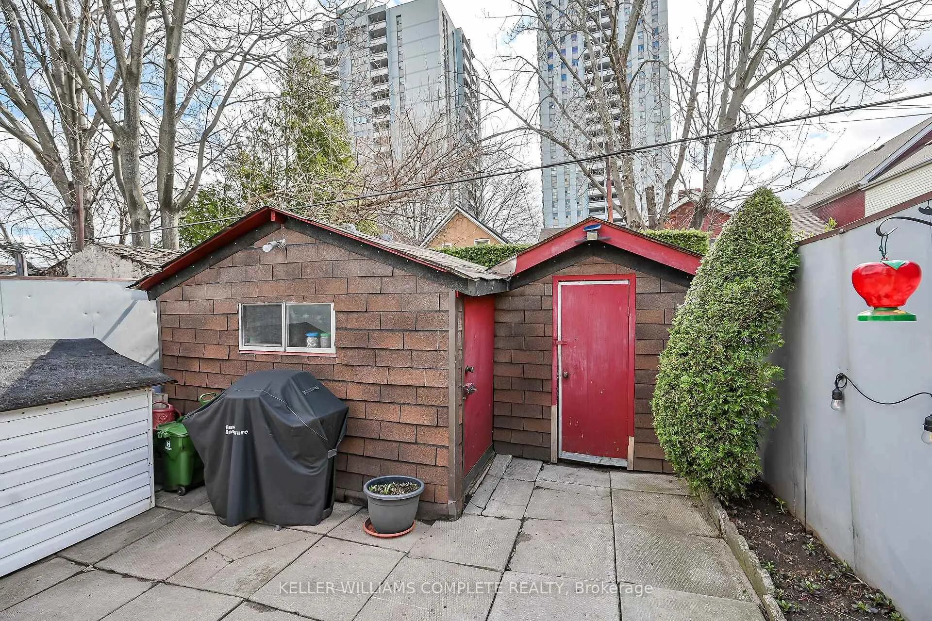 Photo 39 of 142 Ray Street N, Hamilton, Strathcona — HOMEH