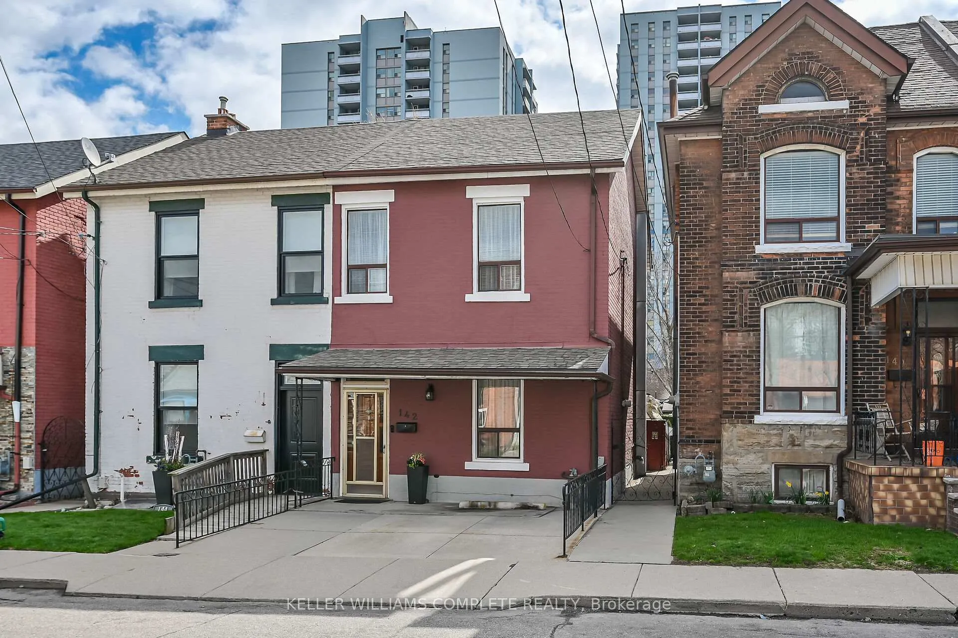 Photo 44 of 142 Ray Street N, Hamilton, Strathcona — HOMEH