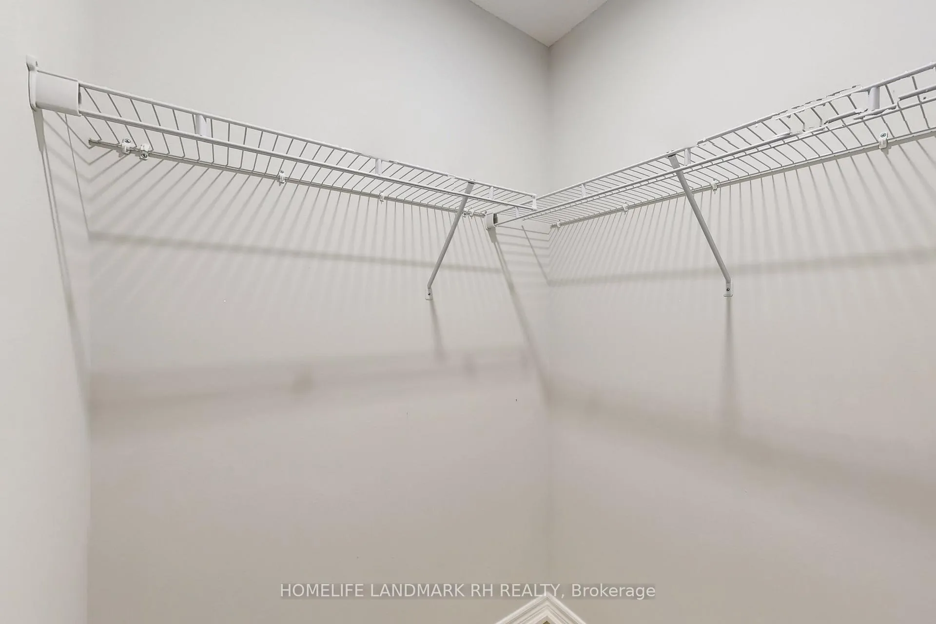 Photo 27 of 207 Ronald Hooper Avenue, Clarington, Bowmanville — HOMEH
