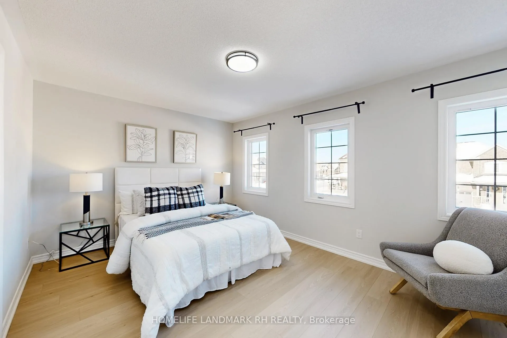 Photo 29 of 207 Ronald Hooper Avenue, Clarington, Bowmanville — HOMEH