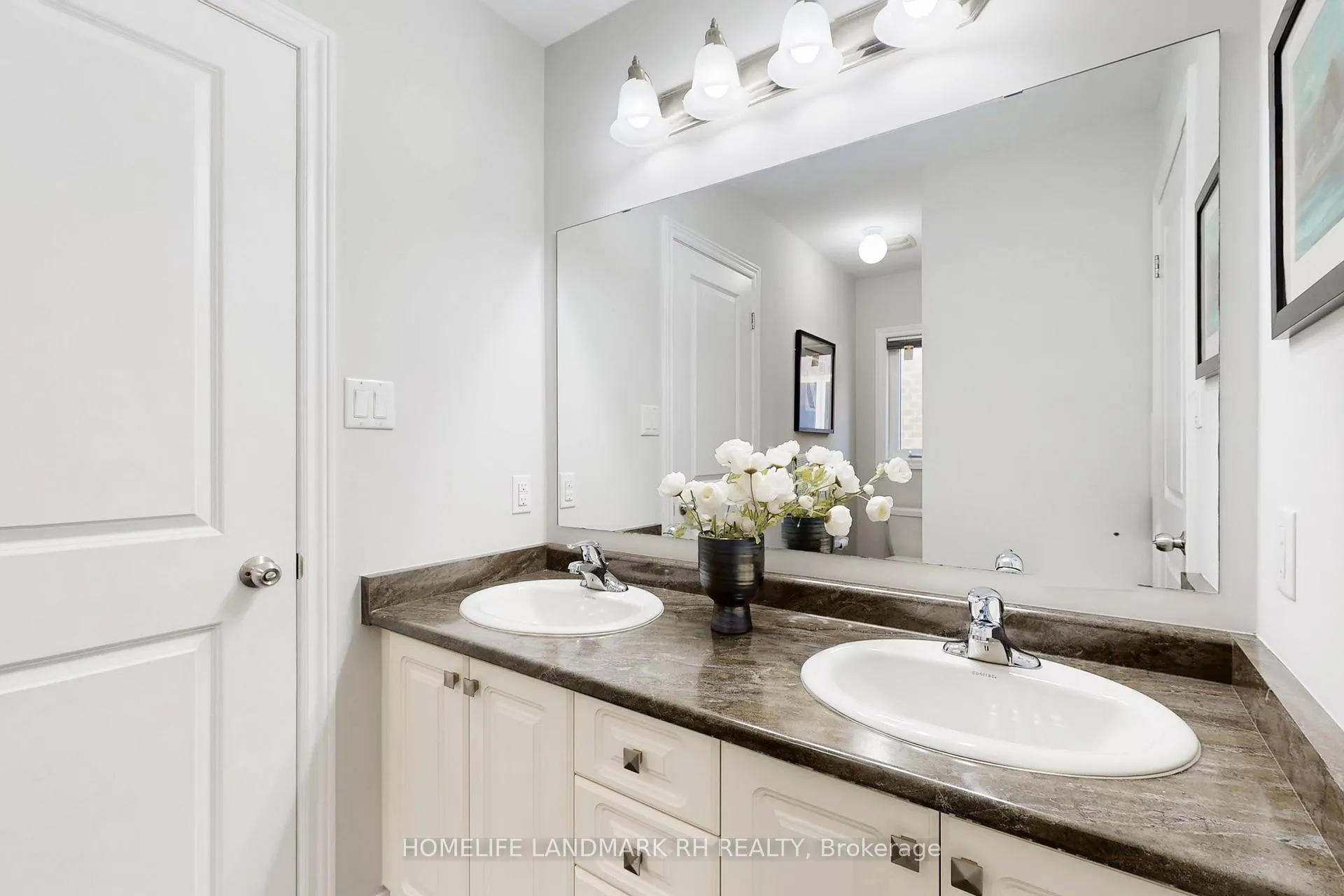 Photo 31 of 207 Ronald Hooper Avenue, Clarington, Bowmanville — HOMEH