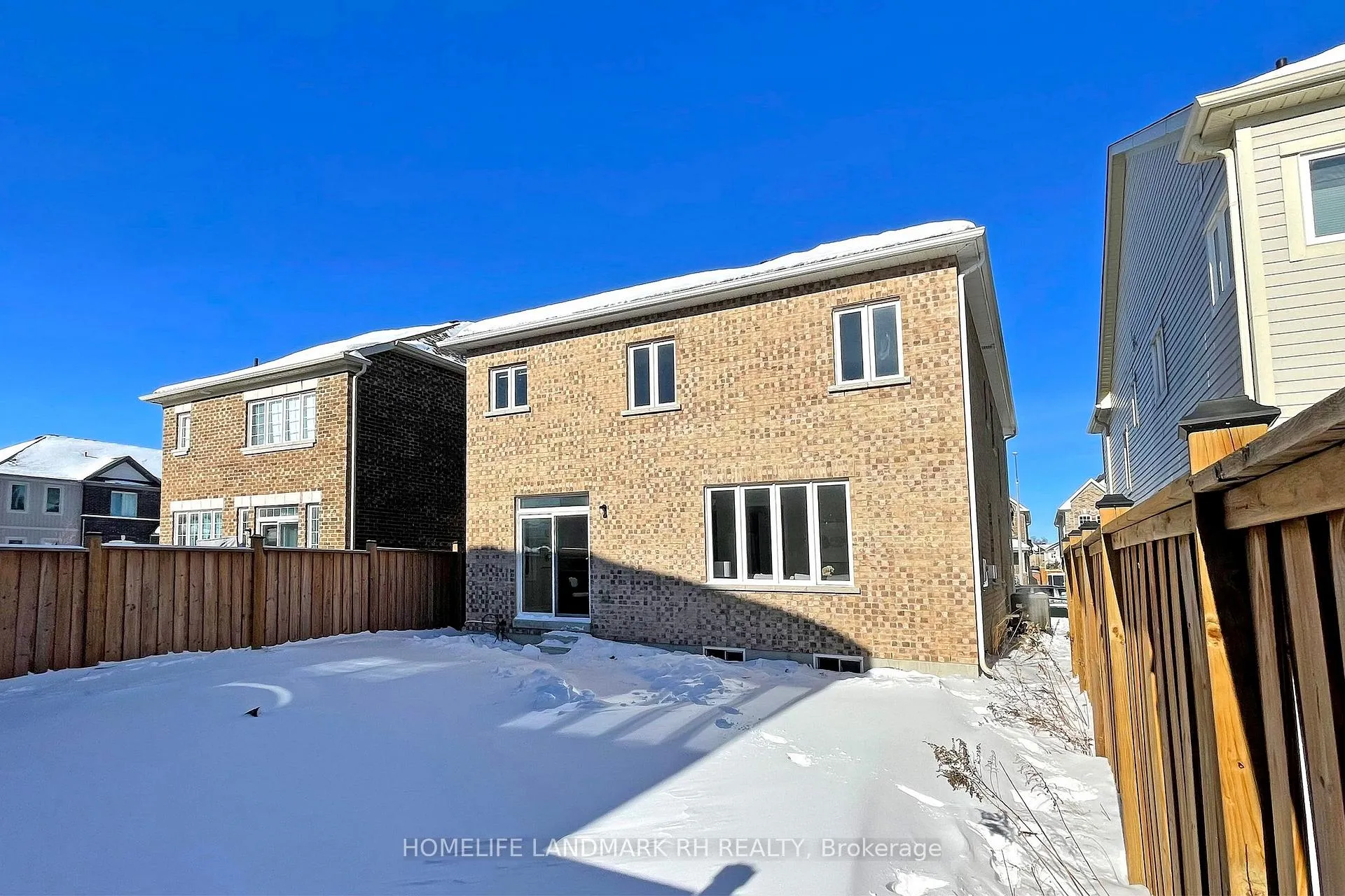 Photo 40 of 207 Ronald Hooper Avenue, Clarington, Bowmanville — HOMEH
