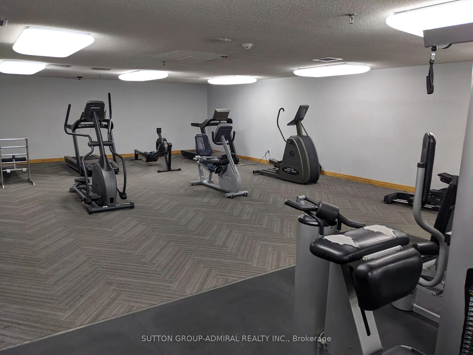 Photo 4 of Unit 610, 41 Markbrook Lane, Etobicoke, Mount Olive-Silverstone-Jamestown — HOMEH