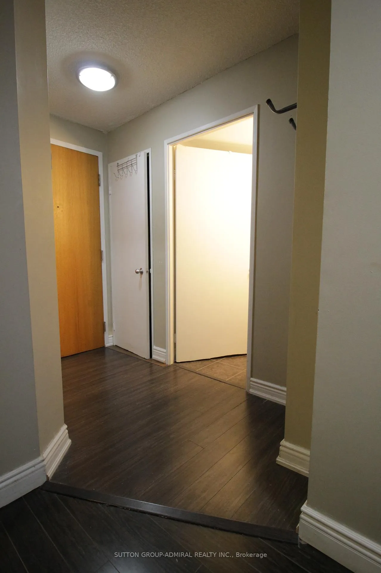 Photo 11 of Unit 610, 41 Markbrook Lane, Etobicoke, Mount Olive-Silverstone-Jamestown — HOMEH