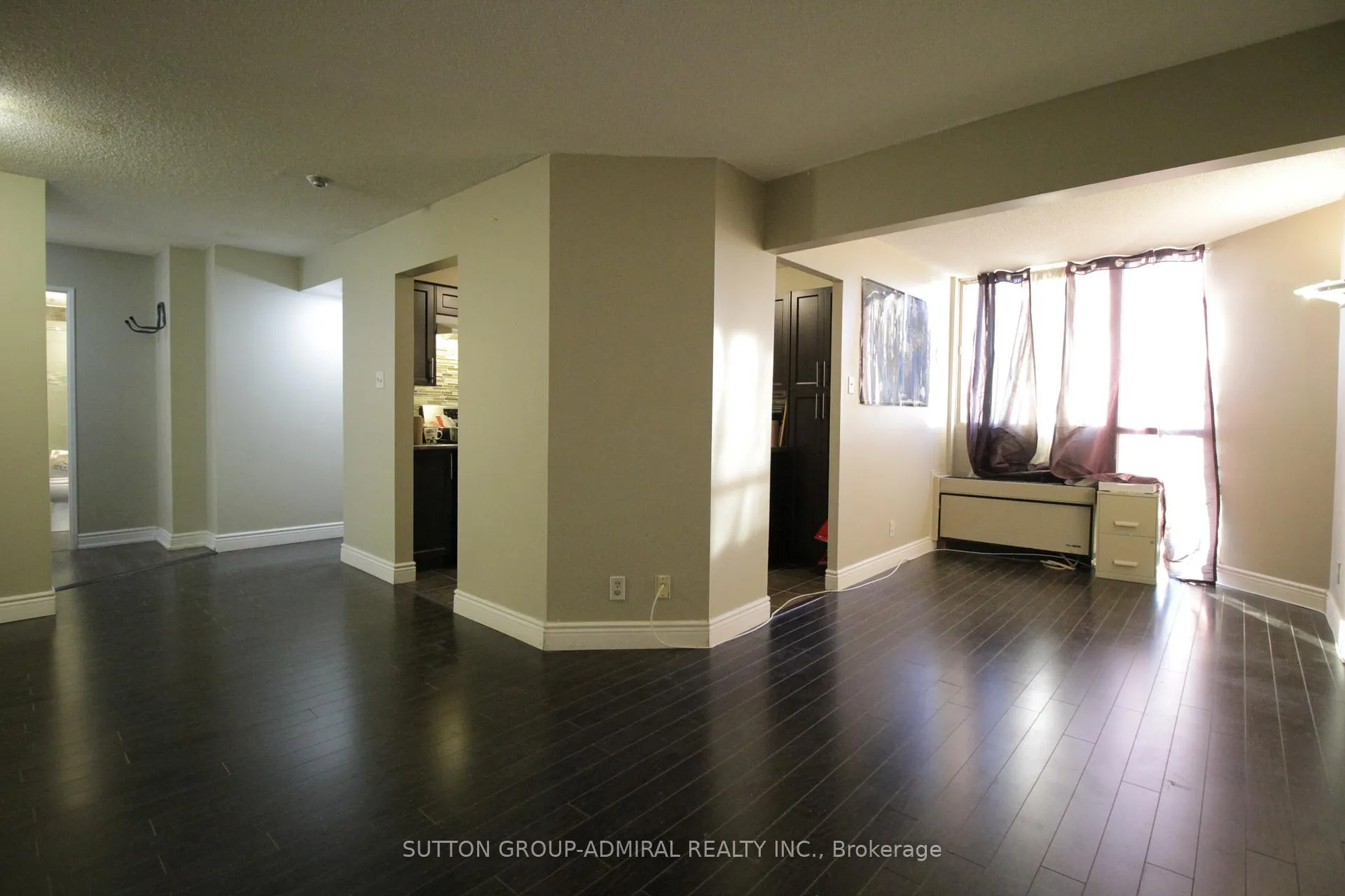 Photo 17 of Unit 610, 41 Markbrook Lane, Etobicoke, Mount Olive-Silverstone-Jamestown — HOMEH