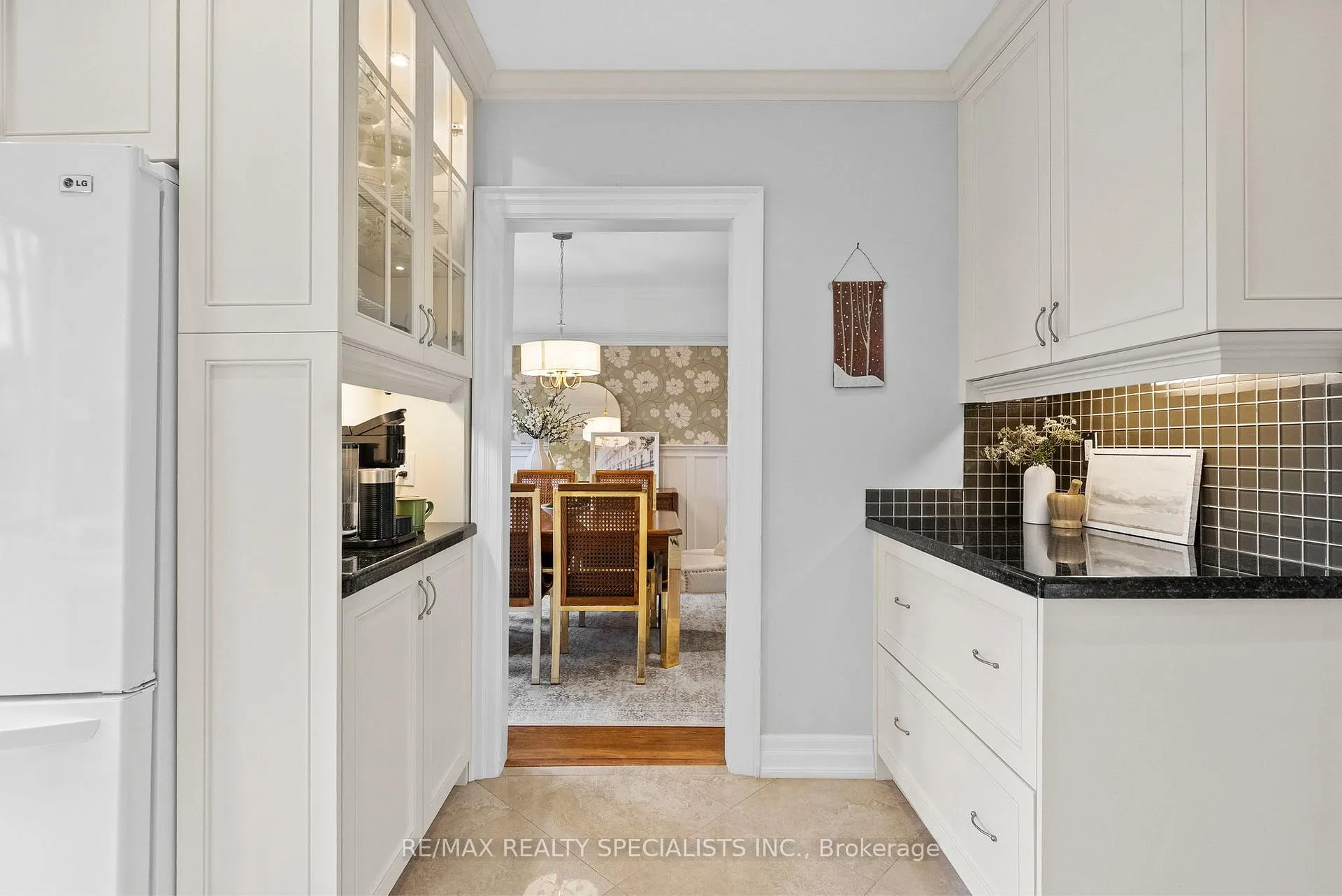 Photo 18 of 18 Dartmouth Crescent, Etobicoke, Mimico — HOMEH