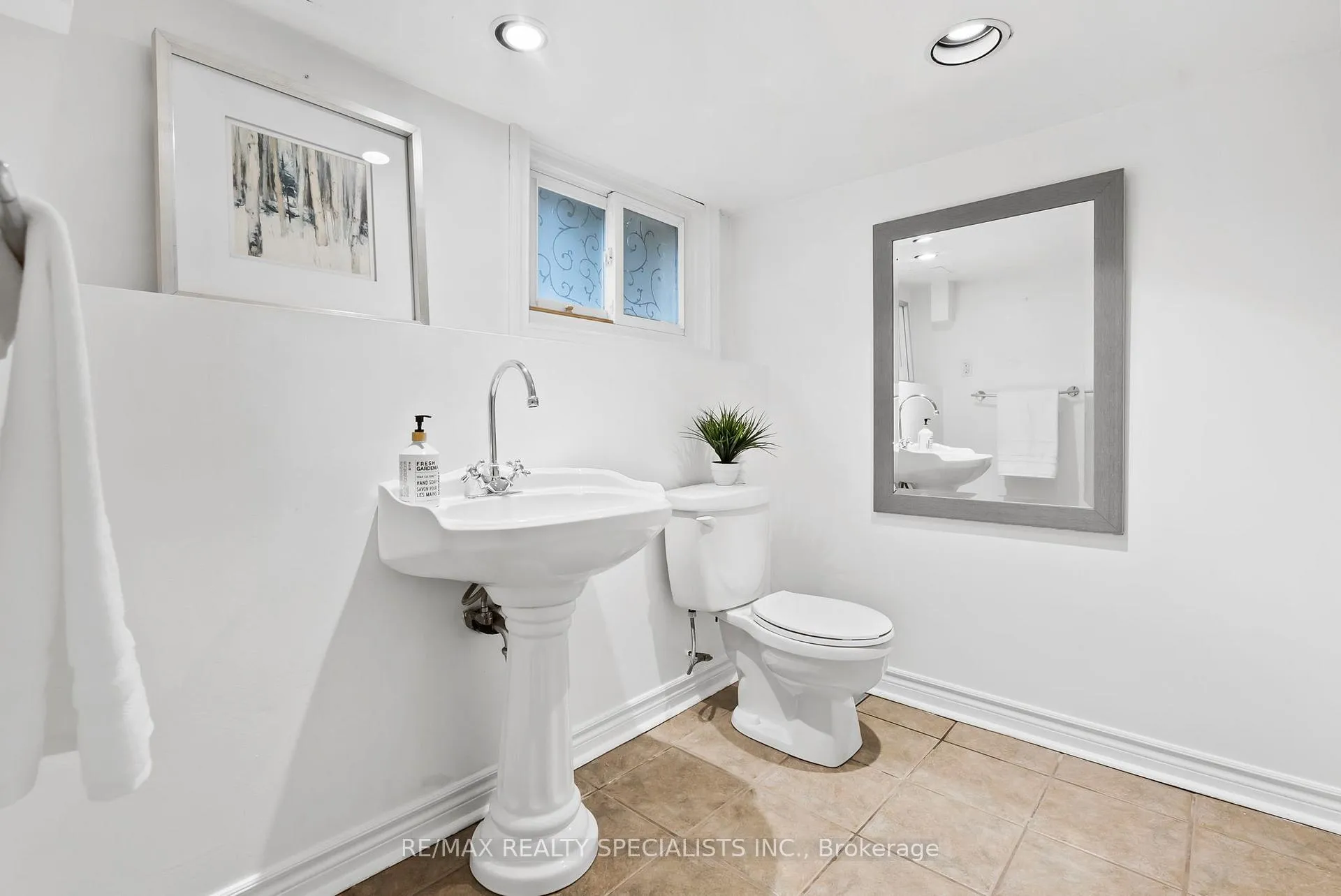 Photo 36 of 18 Dartmouth Crescent, Etobicoke, Mimico — HOMEH
