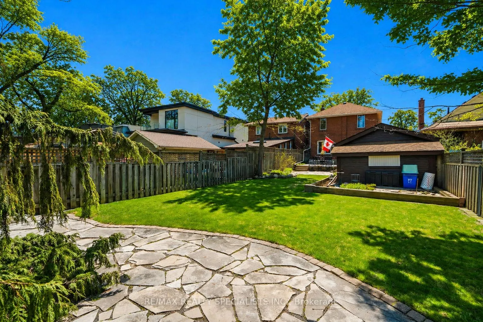 Photo 39 of 18 Dartmouth Crescent, Etobicoke, Mimico — HOMEH