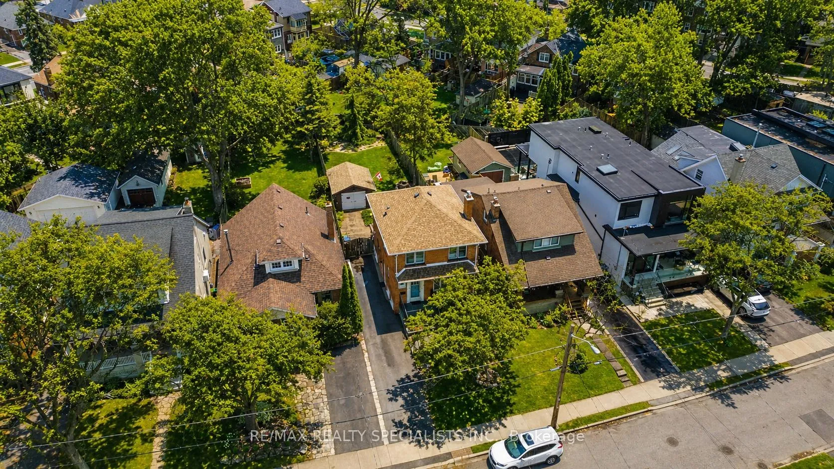 Photo 42 of 18 Dartmouth Crescent, Etobicoke, Mimico — HOMEH