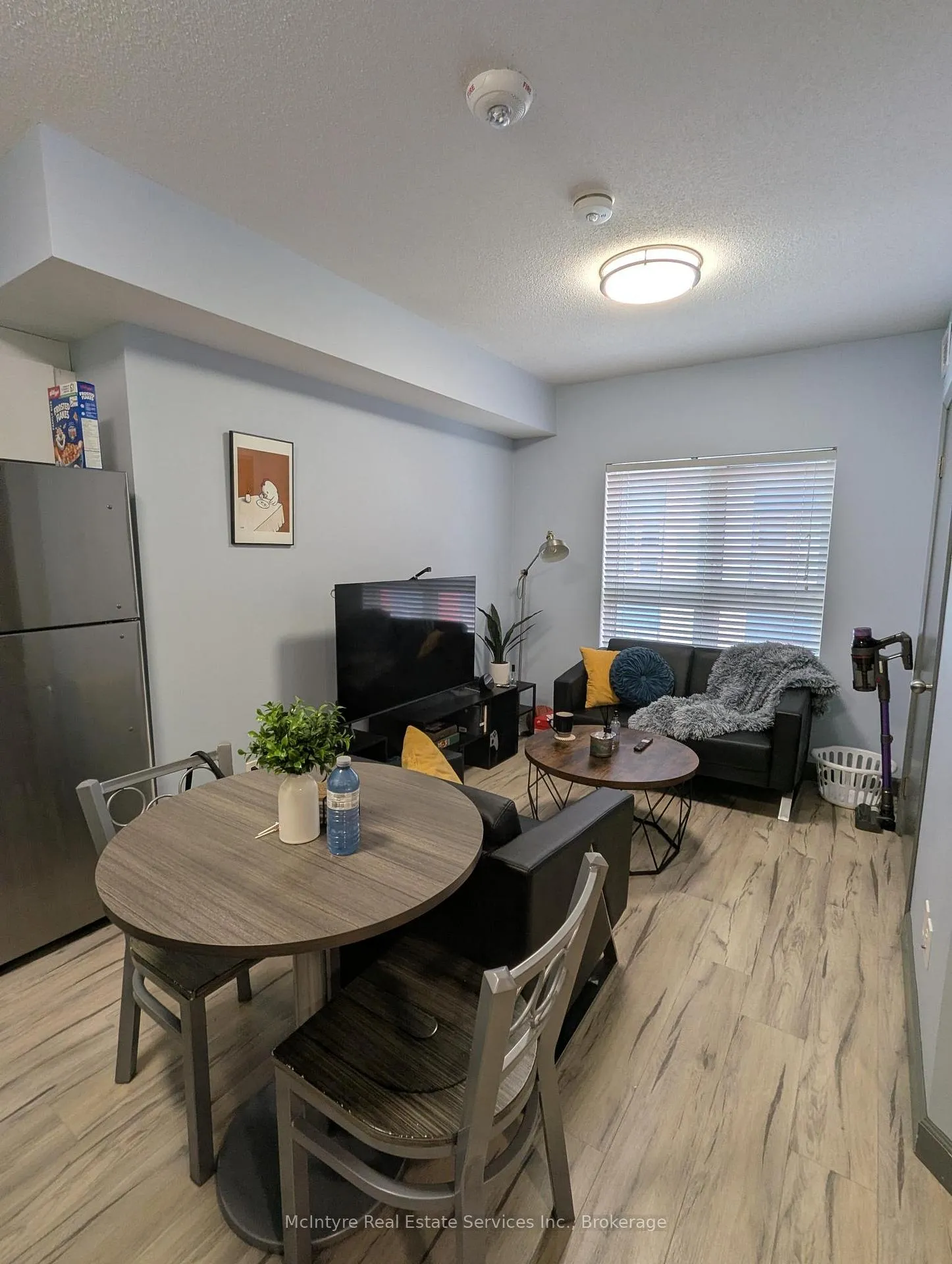 Photo 4 of Unit 155, 258A Sunview Street, Waterloo, Beechwood/University — HOMEH