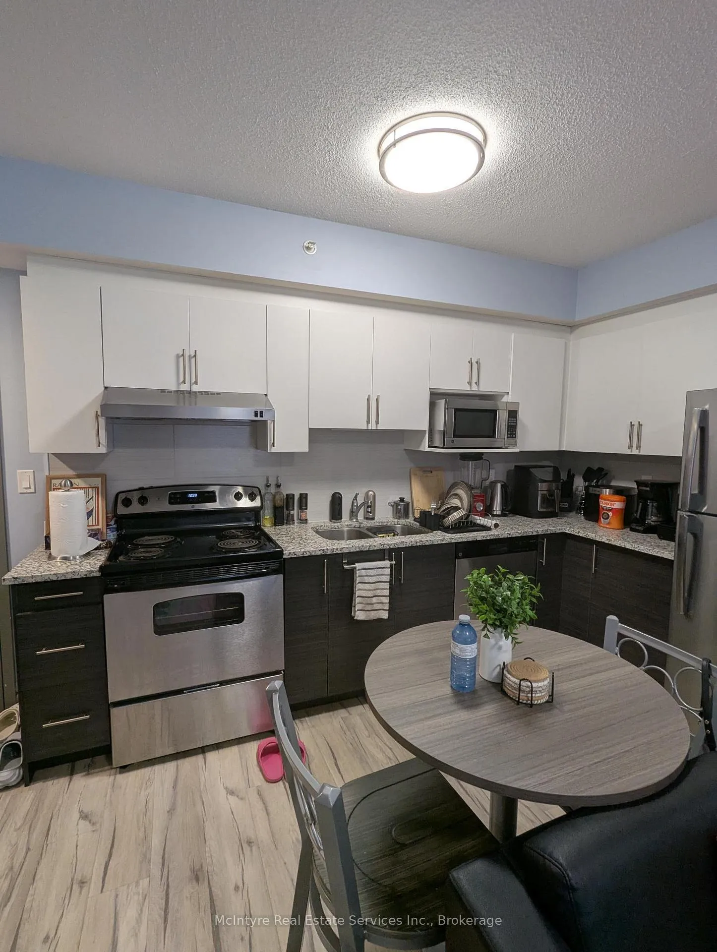 Photo 8 of Unit 155, 258A Sunview Street, Waterloo, Beechwood/University — HOMEH