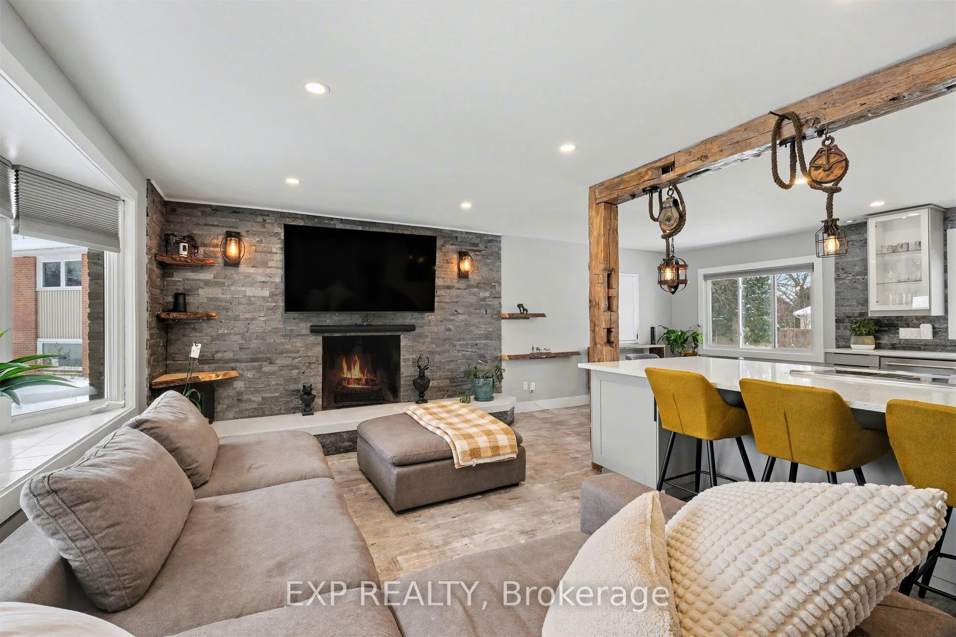 Photo 4 of 1143 Jean Park Road, Ottawa, Manotick Long Island & Nicholls Island — HOMEH