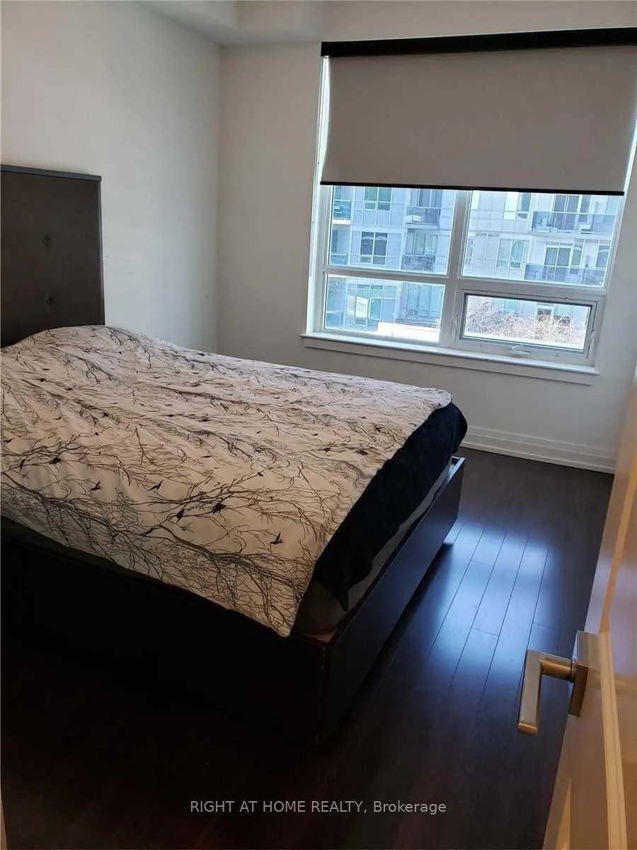 Photo 7 of Unit 631, 7165 Yonge Street E, Markham, Thornhill — HOMEH