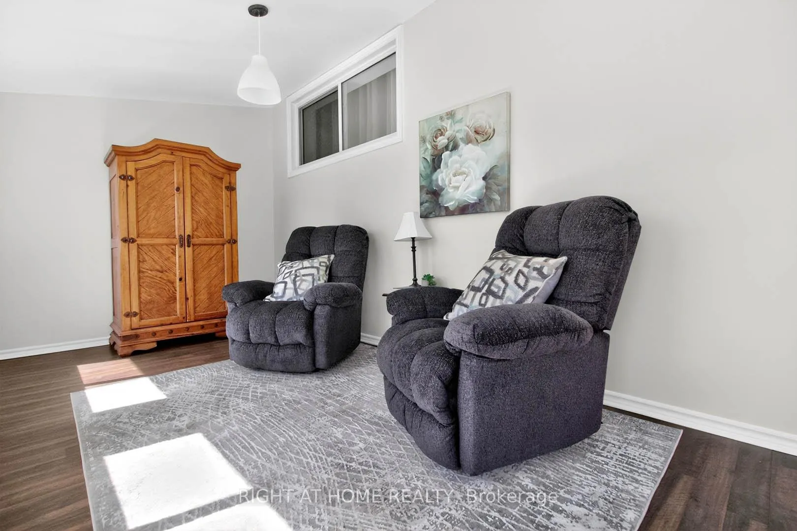 Photo 14 of 874 Francis Road, Burlington, LaSalle — HOMEH