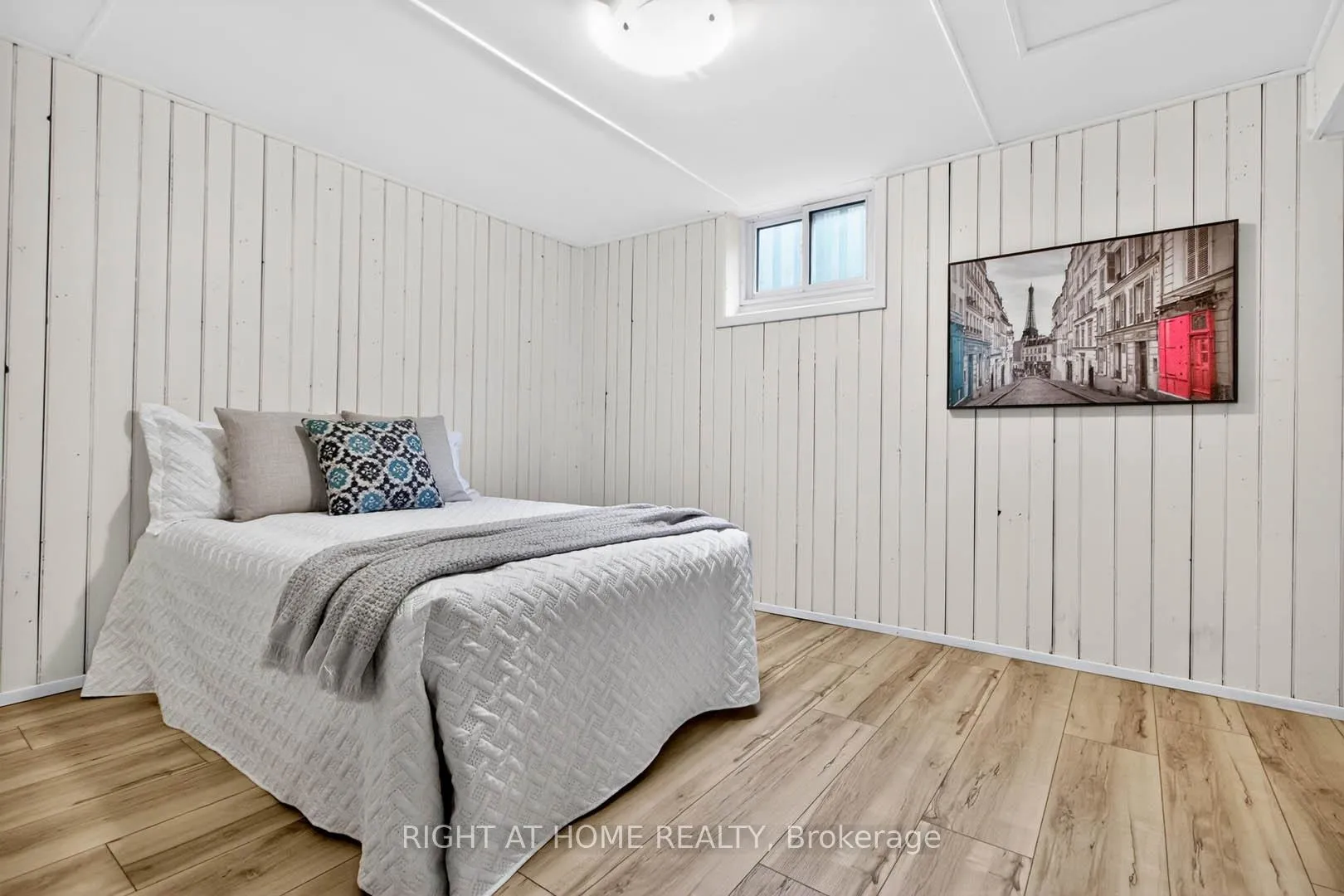 Photo 25 of 874 Francis Road, Burlington, LaSalle — HOMEH