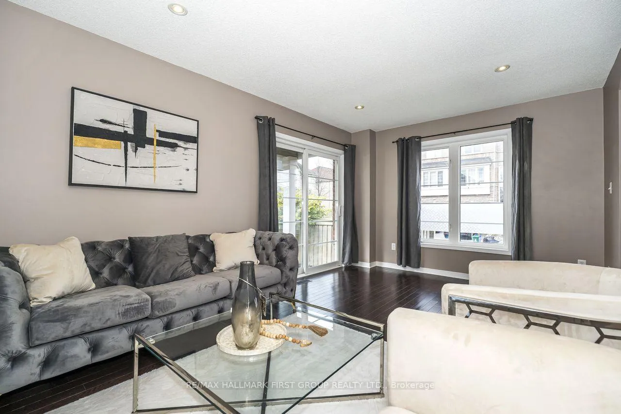 Photo 6 of 1 Webbford Street, Ajax, South West — HOMEH