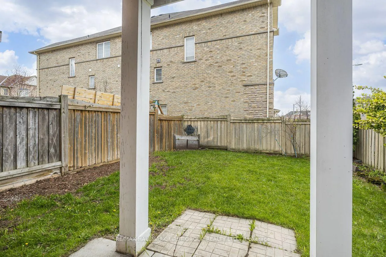 Photo 8 of 1 Webbford Street, Ajax, South West — HOMEH