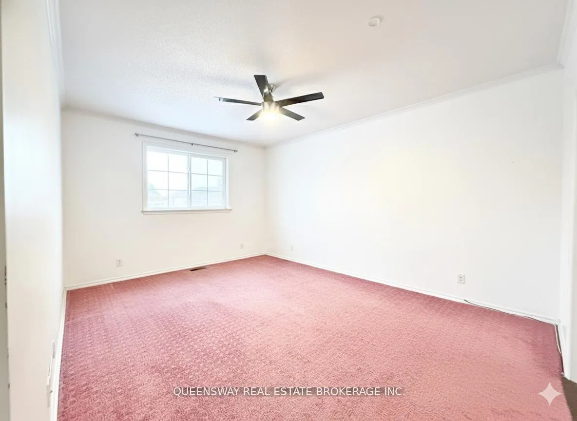 Photo 5 of 1-271 Ryerson Crescent, Oshawa, Samac — HOMEH