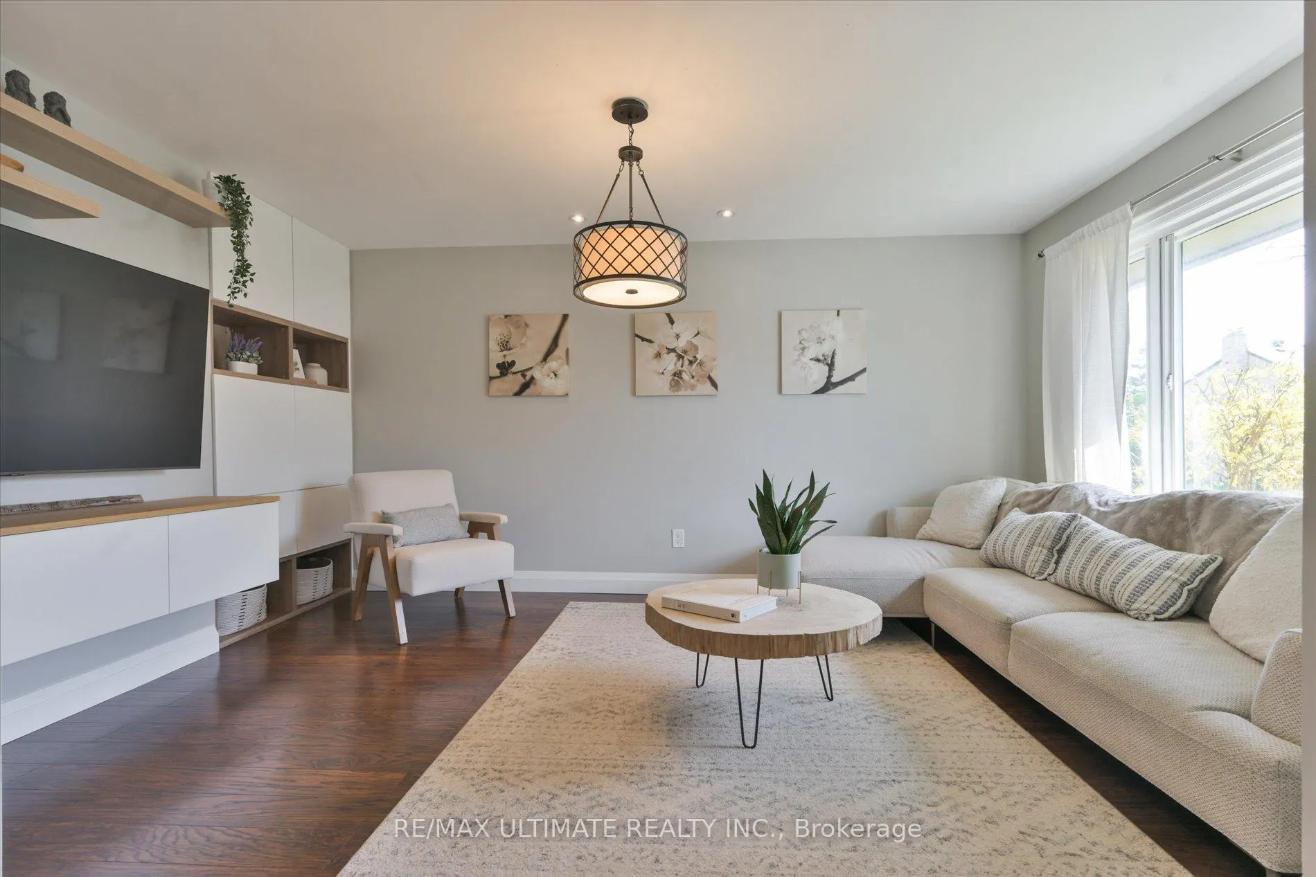Photo 6 of 81 Andrea Road, Ajax, South East — HOMEH