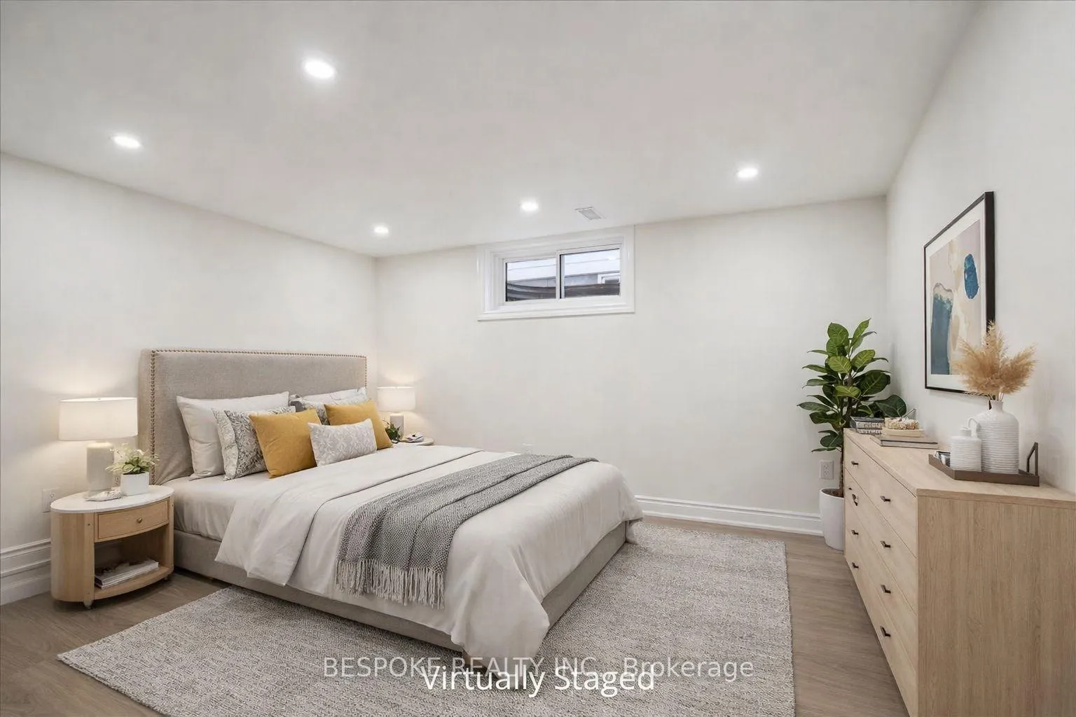Photo 4 of Unit Bsmt, 355 Oshawa Boulevard N, Oshawa, O'Neill — HOMEH