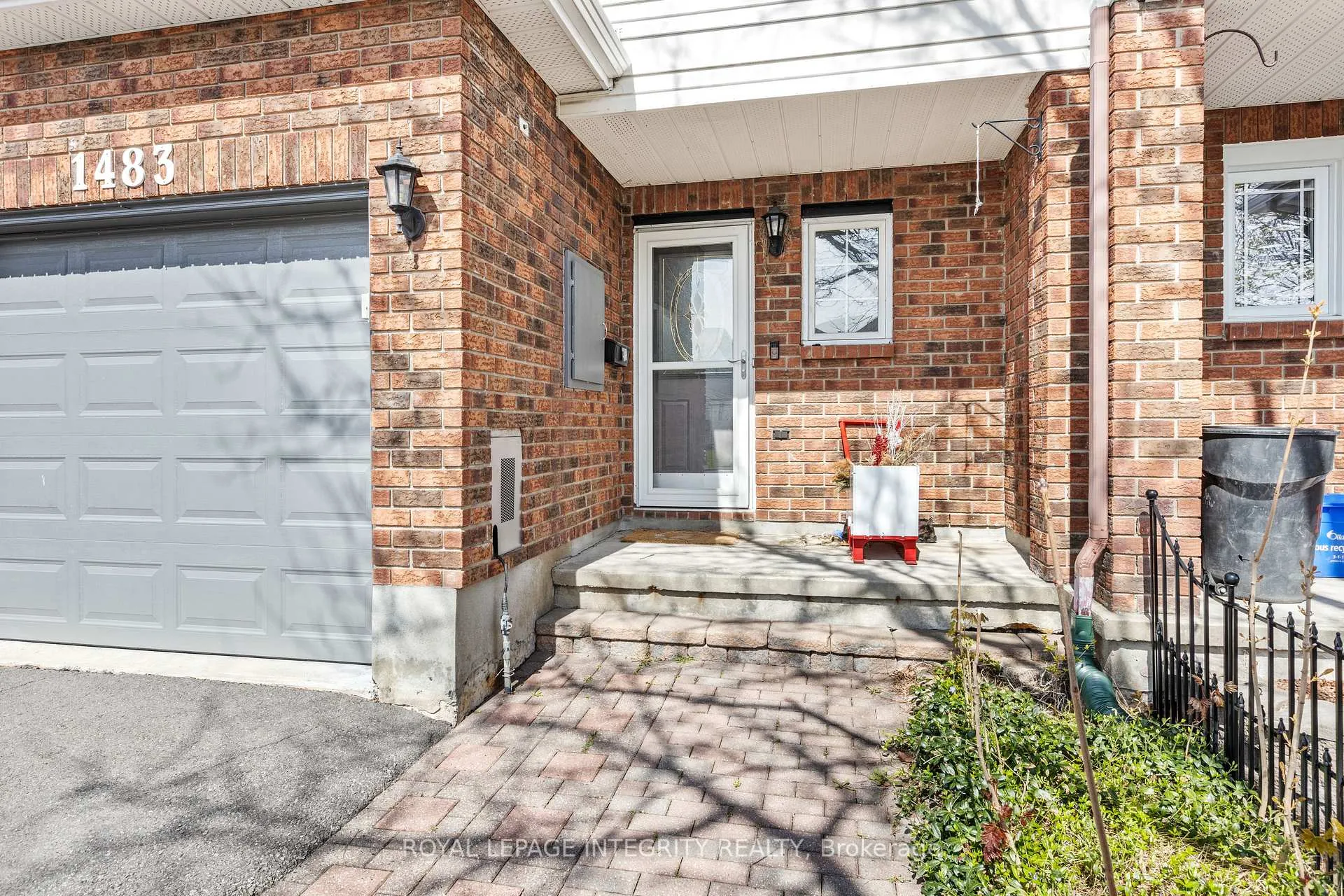 Photo 3 of 1483 Launay Avenue, Ottawa, Fallingbrook/Pineridge — HOMEH