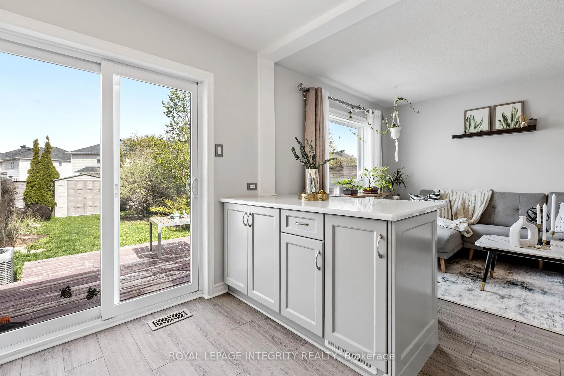 Photo 14 of 1483 Launay Avenue, Ottawa, Fallingbrook/Pineridge — HOMEH