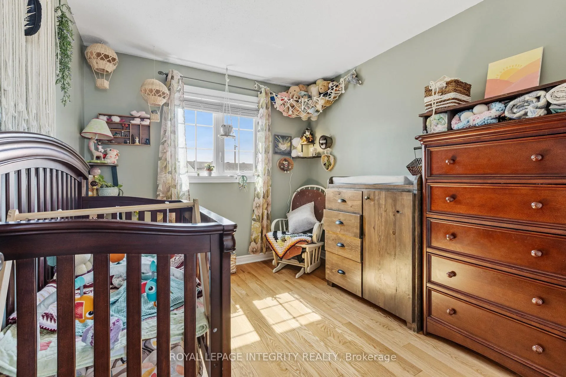 Photo 18 of 1483 Launay Avenue, Ottawa, Fallingbrook/Pineridge — HOMEH