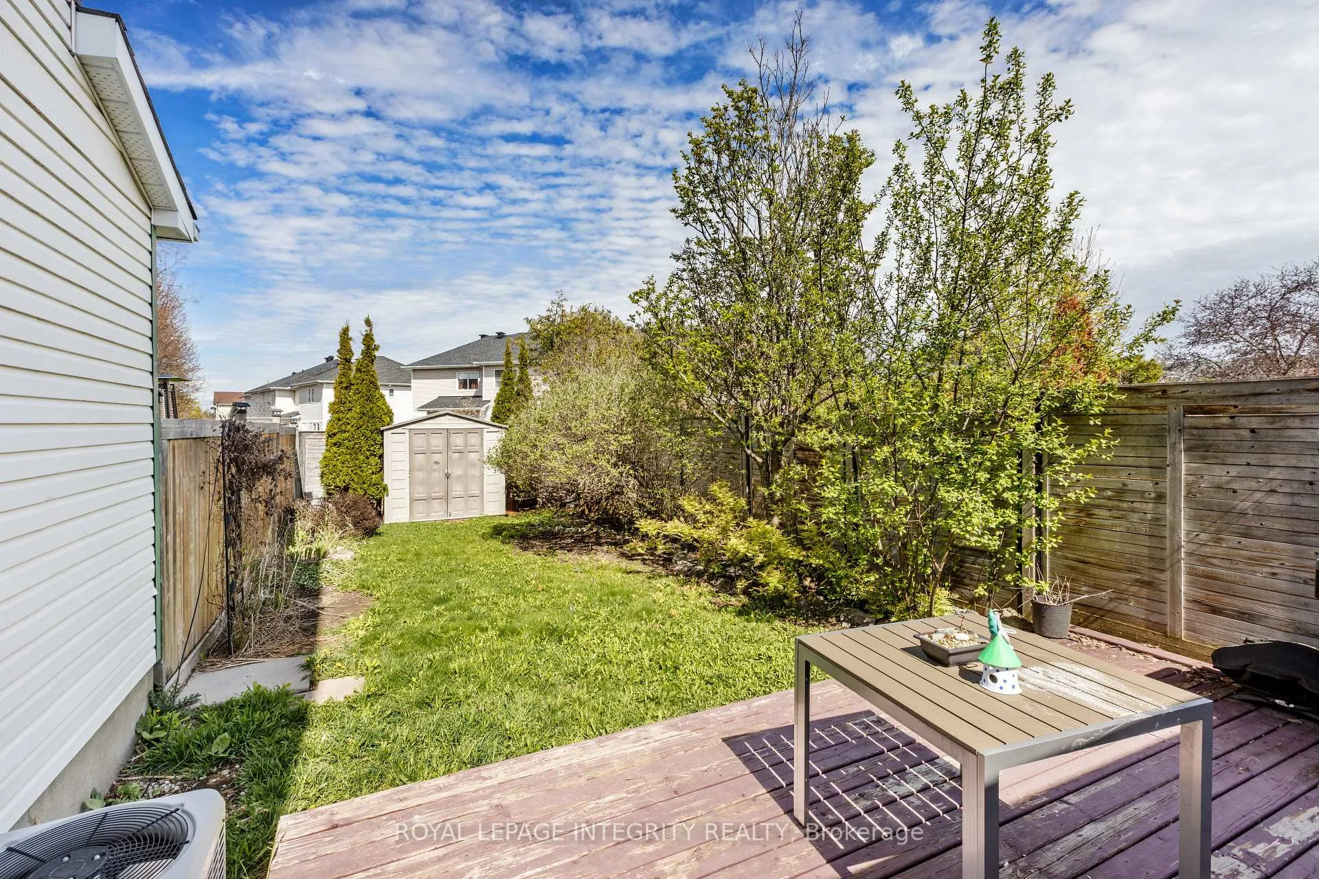 Photo 24 of 1483 Launay Avenue, Ottawa, Fallingbrook/Pineridge — HOMEH