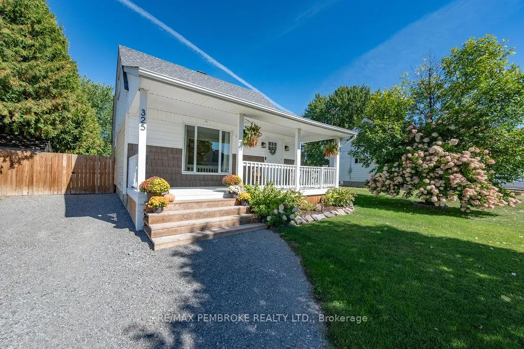 Photo 1 of 325 Chamberlain Street, Pembroke — HOMEH