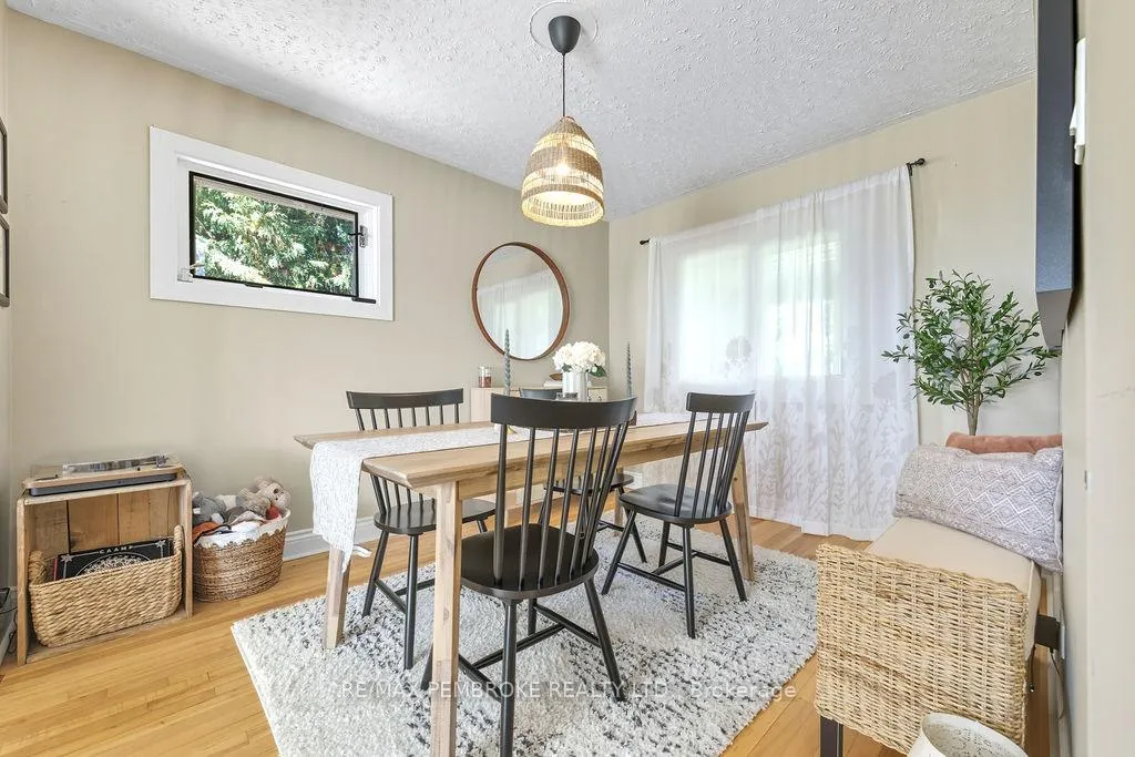 Photo 15 of 325 Chamberlain Street, Pembroke — HOMEH