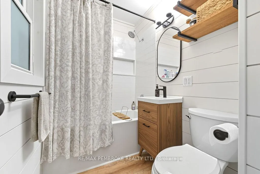 Photo 18 of 325 Chamberlain Street, Pembroke — HOMEH