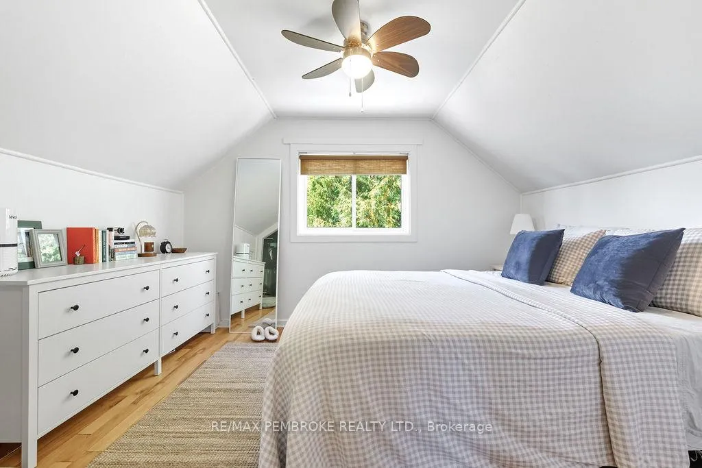 Photo 24 of 325 Chamberlain Street, Pembroke — HOMEH