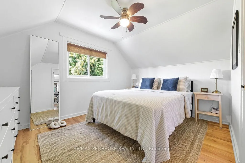 Photo 25 of 325 Chamberlain Street, Pembroke — HOMEH