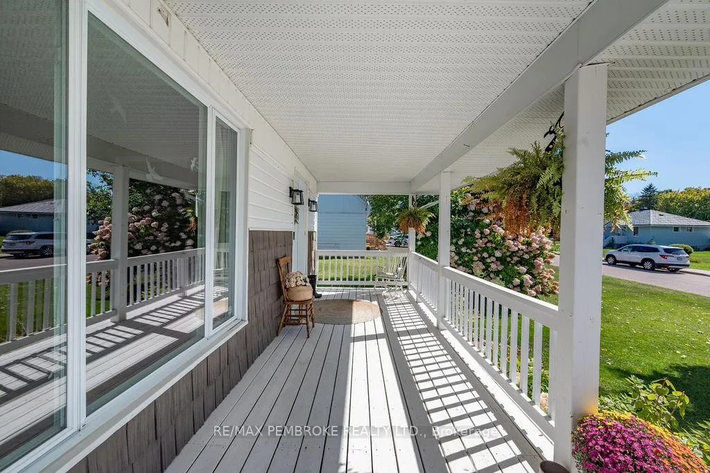 Photo 44 of 325 Chamberlain Street, Pembroke — HOMEH