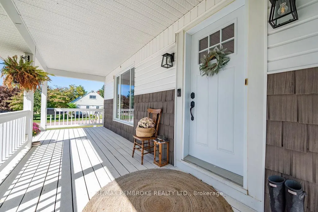 Photo 45 of 325 Chamberlain Street, Pembroke — HOMEH